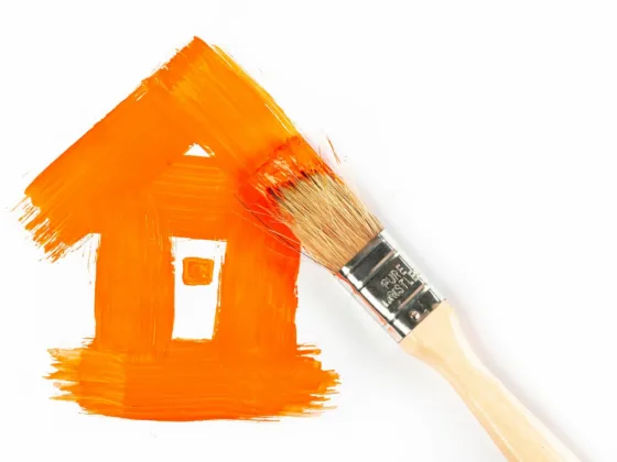 featured image - 9 Tips on How to Tell if a Painting is Valuable