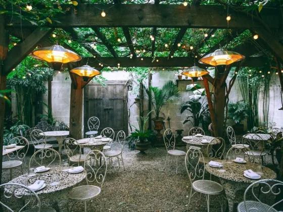 featured image - Banquet Chairs