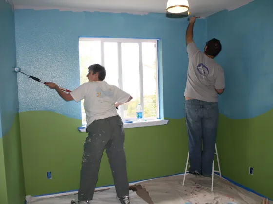 featured image - How Much Does It Cost to Hire a Painter to Paint a Room