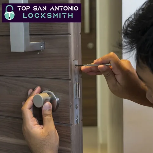 featured image - How to Pick a Reputable Locksmith Service?