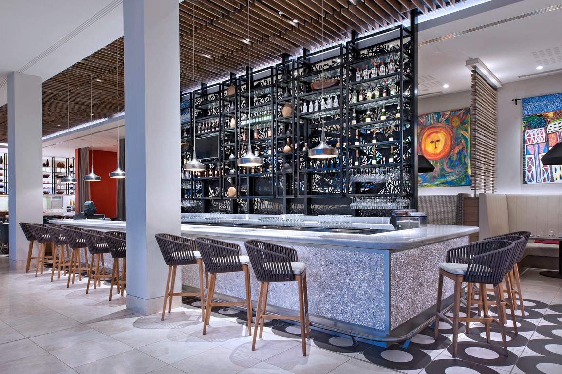 The Complete Guide to Hamptons Style Bar Stools and Counter Height Stools image - The Complete Guide to Hamptons Style Bar Stools and Counter Height Stools