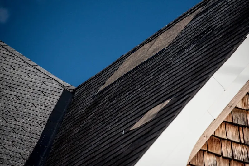 featured image - 5 Signs Your Roof Needs a Replacement