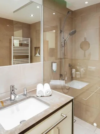 featured image - How to Make Your Bathroom Look Expensive: Top 5 Ingenious Bathroom Ideas