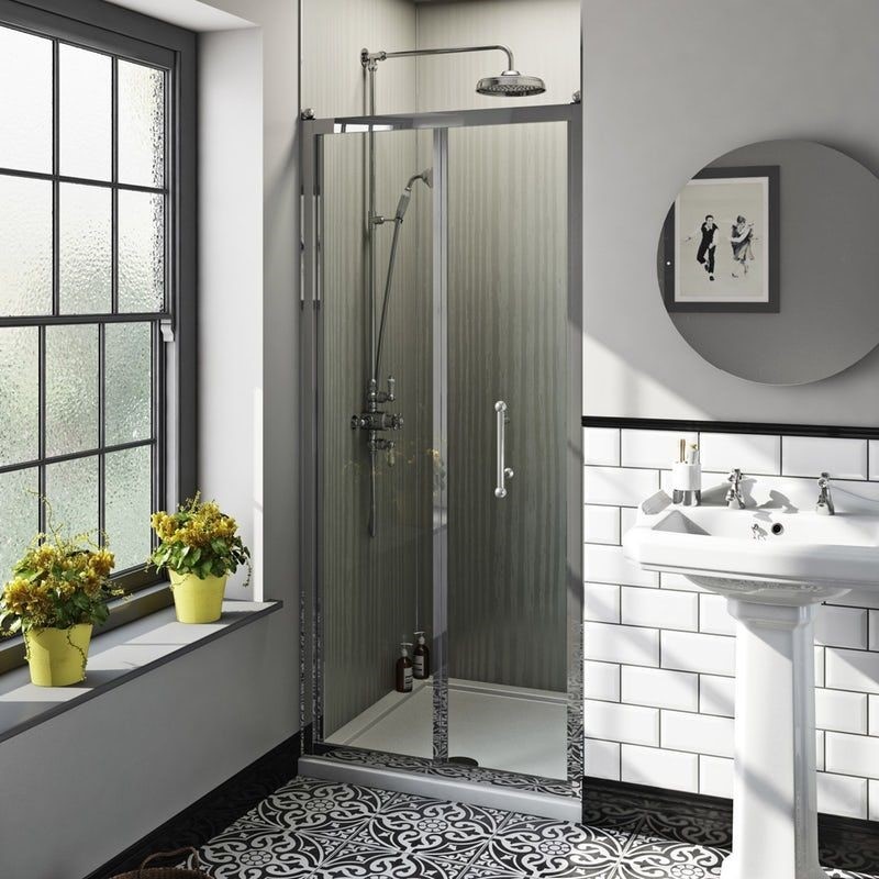 A Traditional Shower Enclosure