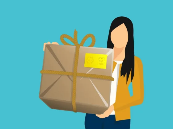 featured image - How to Choose the Right Shipping Boxes?