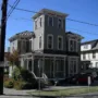featured image - How to List Your House on MLS by Yourself in 2022