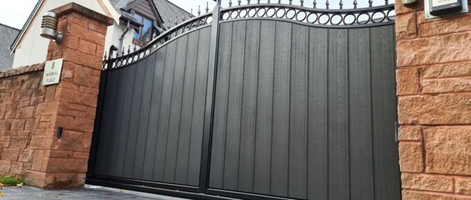 Is Composite the Future for Driveway Gates?