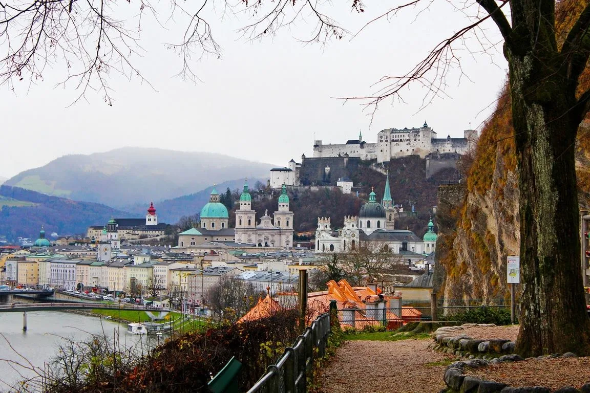 featured image - Is moving to Austria a Good option? A complete Guide