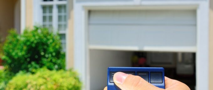 3 Tips for Choosing the Right Garage Door Opener