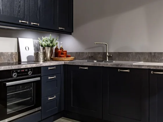 featured image - Everything to Know About Monochromatic Kitchen