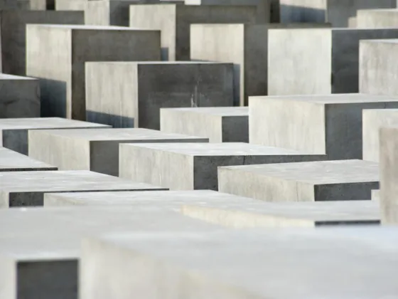 featured image - How to Cut Concrete Blocks with A Circular Saw the Right Way