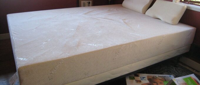 How to Get Cigarette Smell Out of Memory Foam Mattress? 4 Useful Solutions