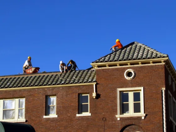 featured image - How to Know Which Roofer to Contact in Your Area of Colorado