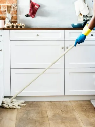featured image - What Is the Process of Home Deep Cleaning