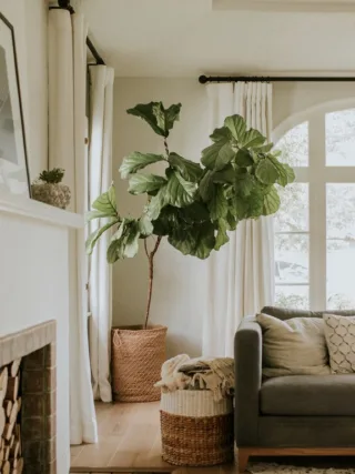 featured image - 4 Ways to Make Your Home More Guest-Friendly