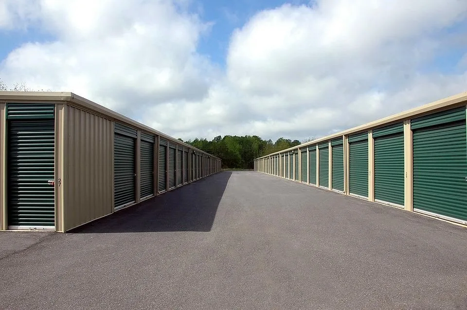 featured image - A Quick Estimate Guide on Picking the Right Storage Unit Size