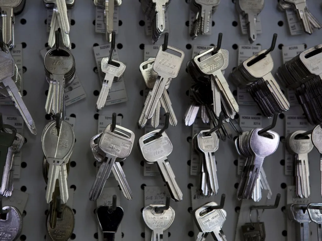featured image - Different Keys that Professional Locksmiths Can Duplicate