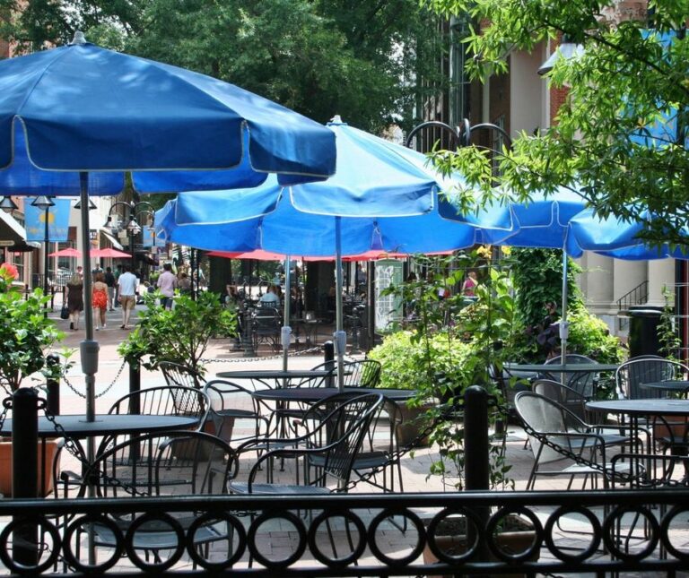 How Do You Clean a Dirty Patio Umbrella?
