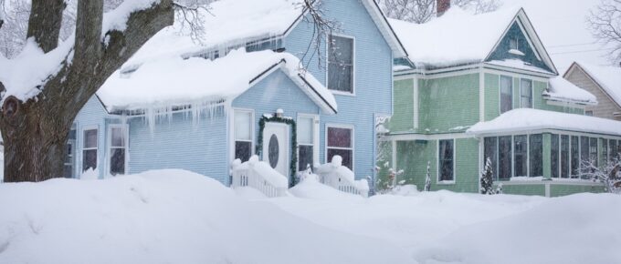 The Effects of Cold Weather on Roofs