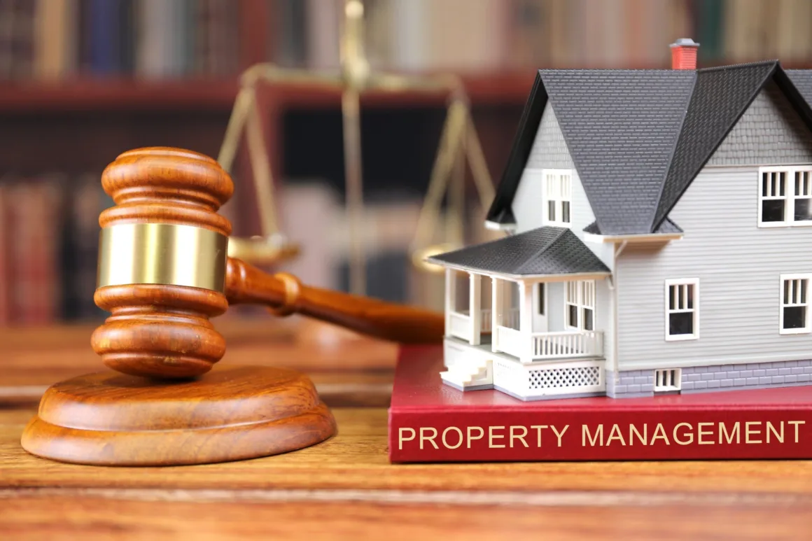 featured image - Things to Look for in a Los Angeles Property Management Company