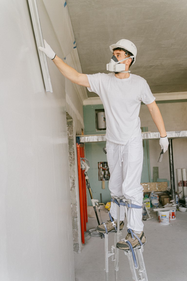 7 Things You Can't Fix by Yourself and Need Professionals When Renovating Your House Image - 7 Things You Can't Fix by Yourself and Need Professionals When Renovating Your House
