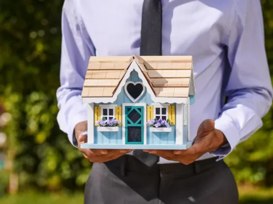 featured image - A Guide to Finding the Lowest Cost Homeowners Insurance