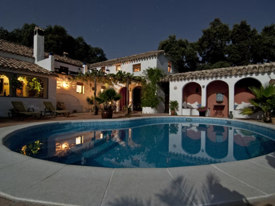 featured image - Porch Lighting Ideas To Illuminate The Front of Your Home