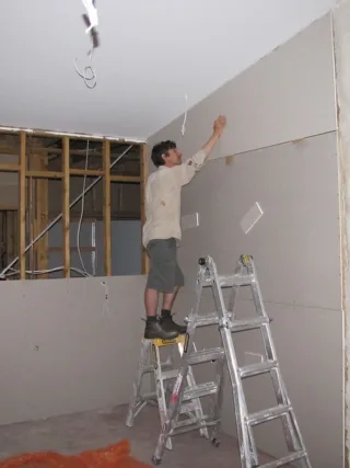 featured image - The Advantages and Disadvantages of Plasterboard