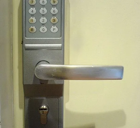 featured image - Types of Front Door Locks for Your Home