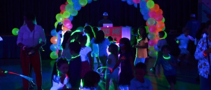 5 Best Neon Birthday Parties Ideas in 2022