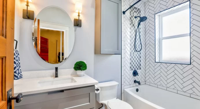 5 Simple Tips to Transform Your Small Bathroom into a Cozy Space