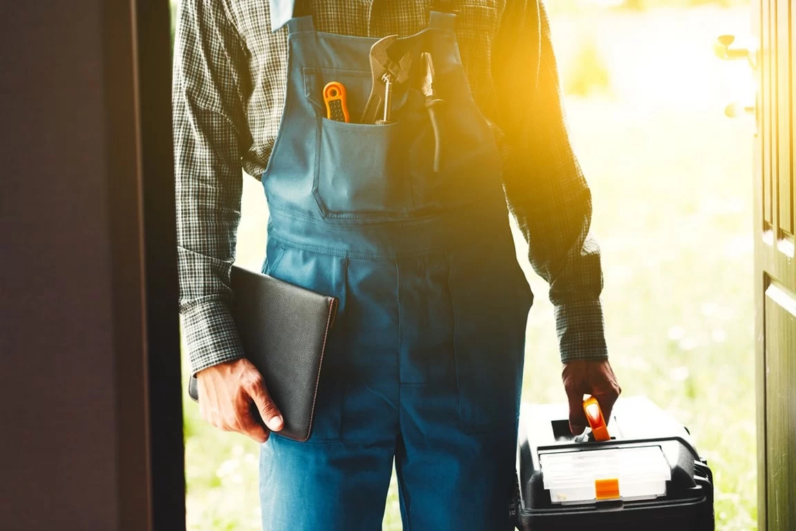 Image - Home Repair Professionals 101: Handyman Versus Plumber