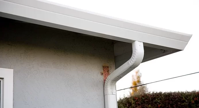 Why Hinged Gutters Will Never Work