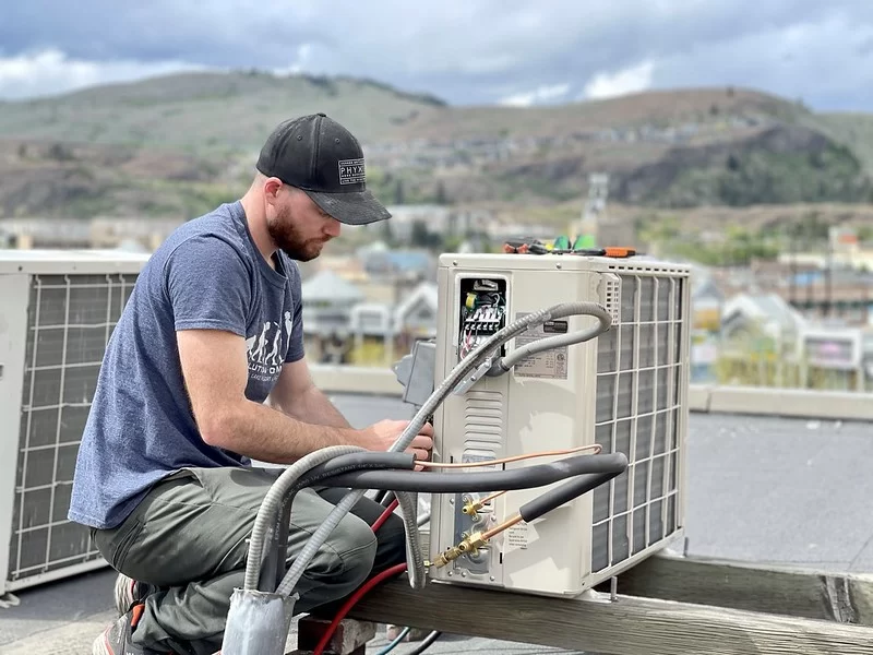 Aircon Service - 3 Things to Look Out for When Hiring an Aircon Contractor image - Aircon Service - 3 Things to Look Out for When Hiring an Aircon Contractor