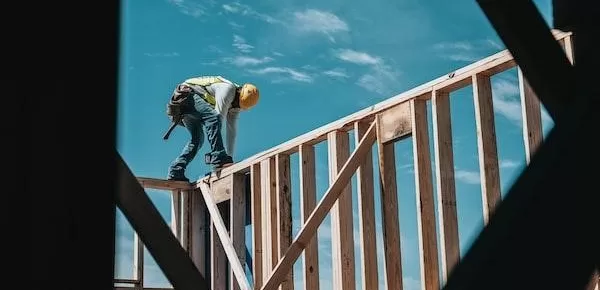 The Many Different Types of Professionals Involved in Home-Building Construction Projects