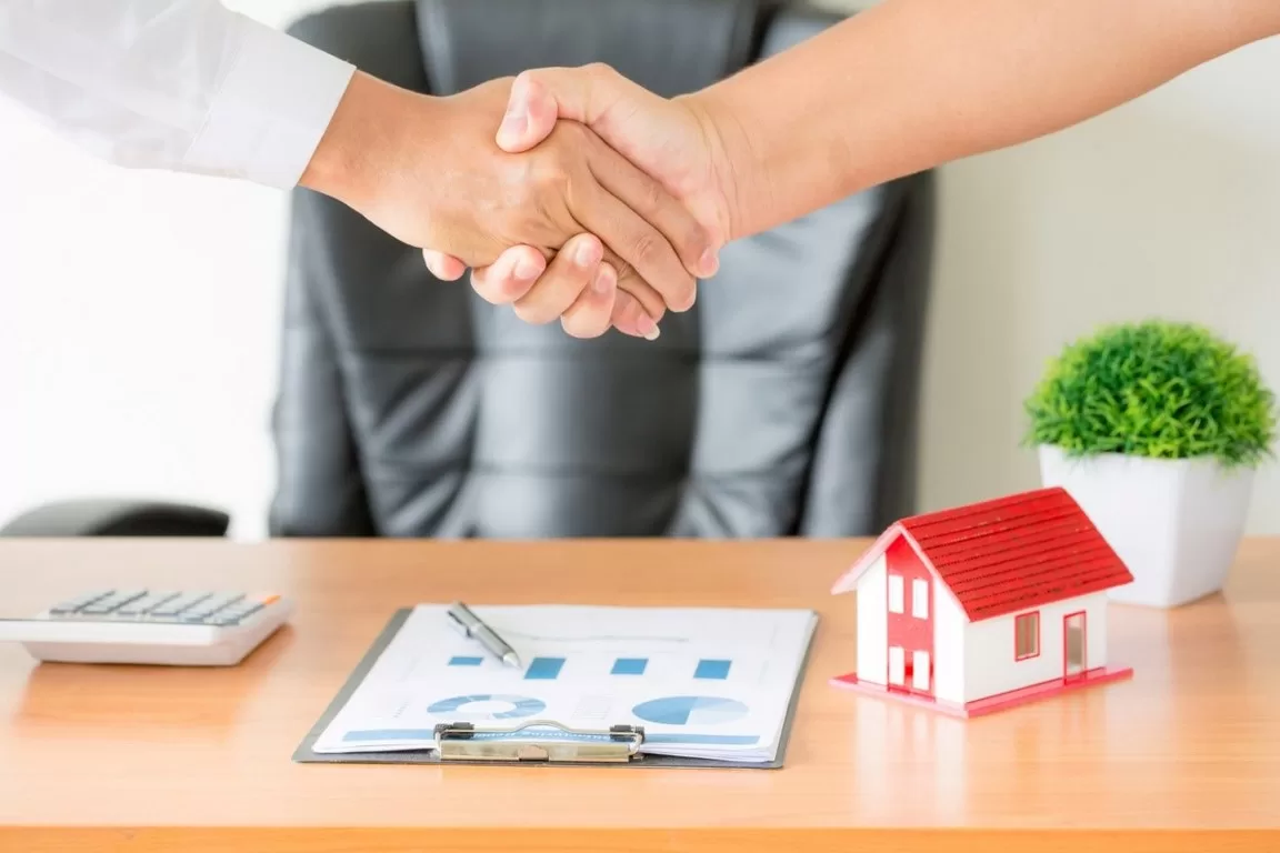 7 Things You Should Consider When Hiring a Real Estate Company Image - 7 Things You Should Consider When Hiring a Real Estate Company