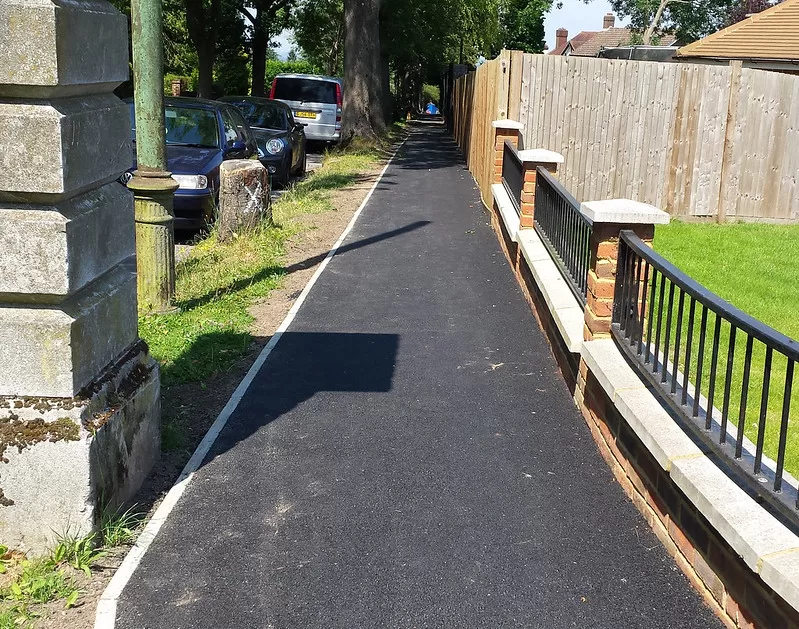 image - A Quick Guide to Maintaining Asphalt Driveway 