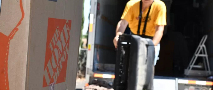 The Ultimate Guide to Hiring a Mover