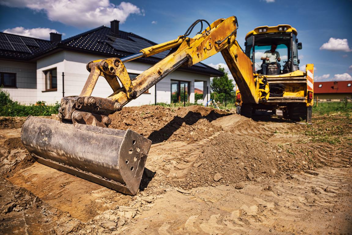 How To Select the Right Landscaping Equipment Image - How To Select the Right Landscaping Equipment