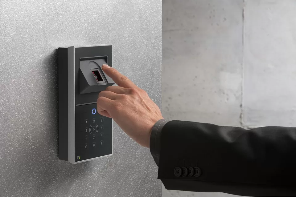 Revolutionizing Building Security The Advantages of Keyless Entry image - Revolutionizing Building Security The Advantages of Keyless Entry