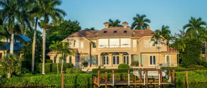 Why Investing in a Waterfront Property in Charleston, SC is the Right Move