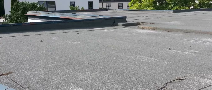 Built-Up Flat Roof Systems: Are They Worth It?