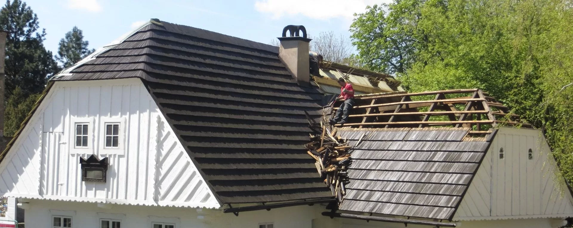 image - Emergency Roof Repairs What to Do When Disaster Strikes