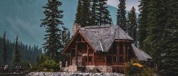 6 Expert Inspection Tips for Choosing the Best Lake Home