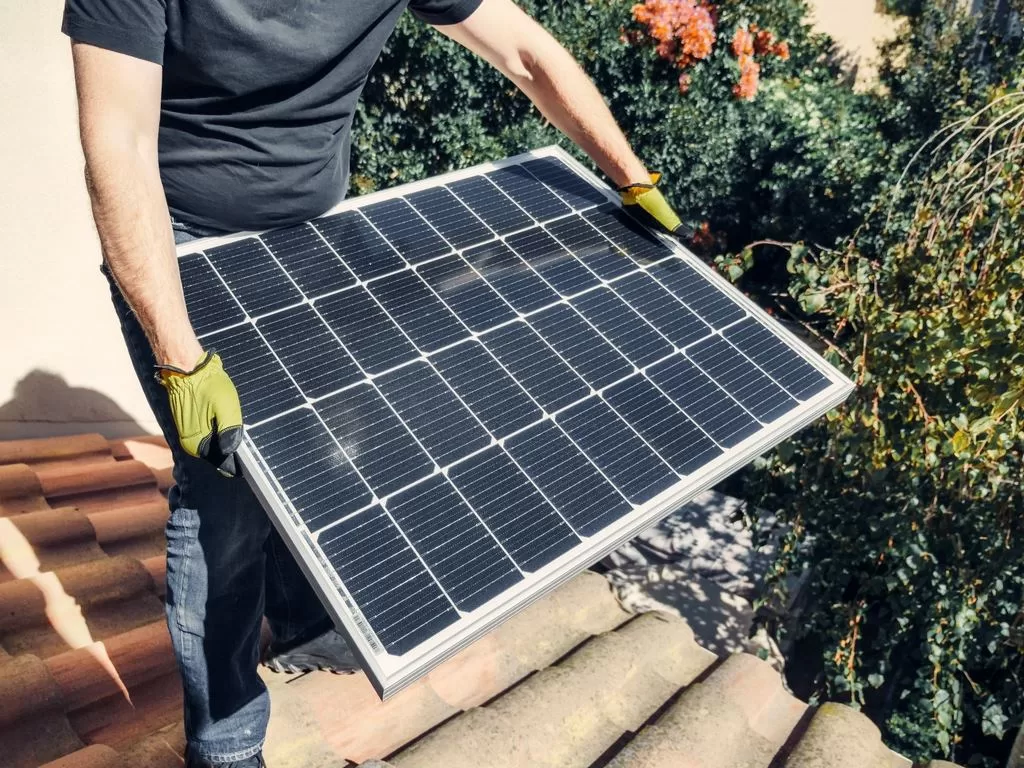 Solar Energy and Home Design: The Perfect Match for Energy-Efficient Homes Image - Solar Energy and Home Design: The Perfect Match for Energy-Efficient Homes