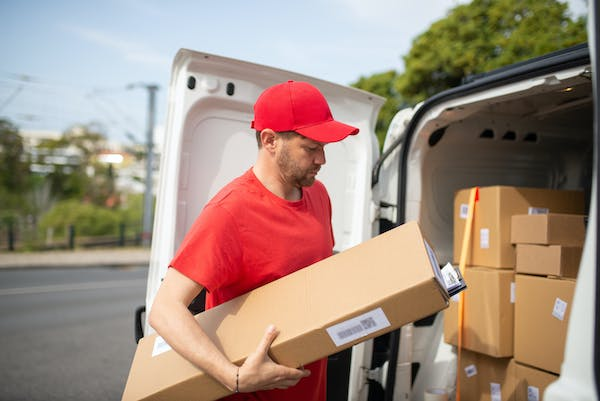 image - What Is Express Courier Service: An Overview 