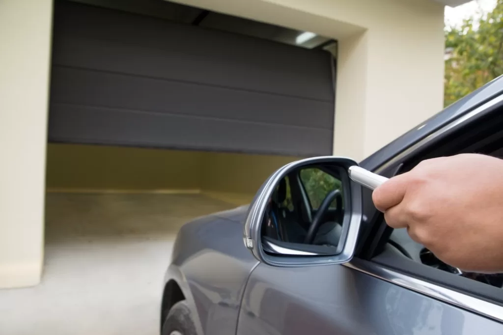 What to Do About Broken Garage Door Hinges