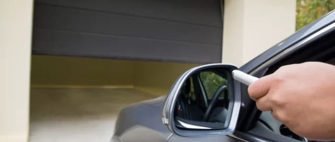 What to Do About Broken Garage Door Hinges