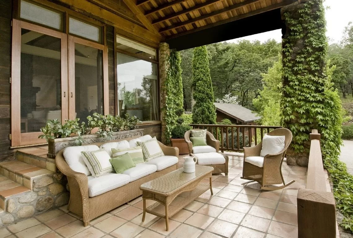 Image - 7 Stylish Ways to Incorporate Balcony Shades into Your Outdoor Space