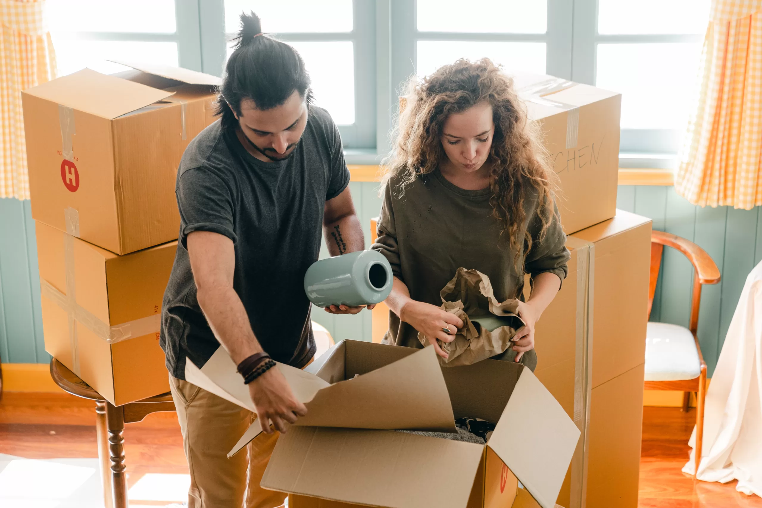 Simplifying Your Move Expert Tips for a Smooth Relocation image - Simplifying Your Move Expert Tips for a Smooth Relocation